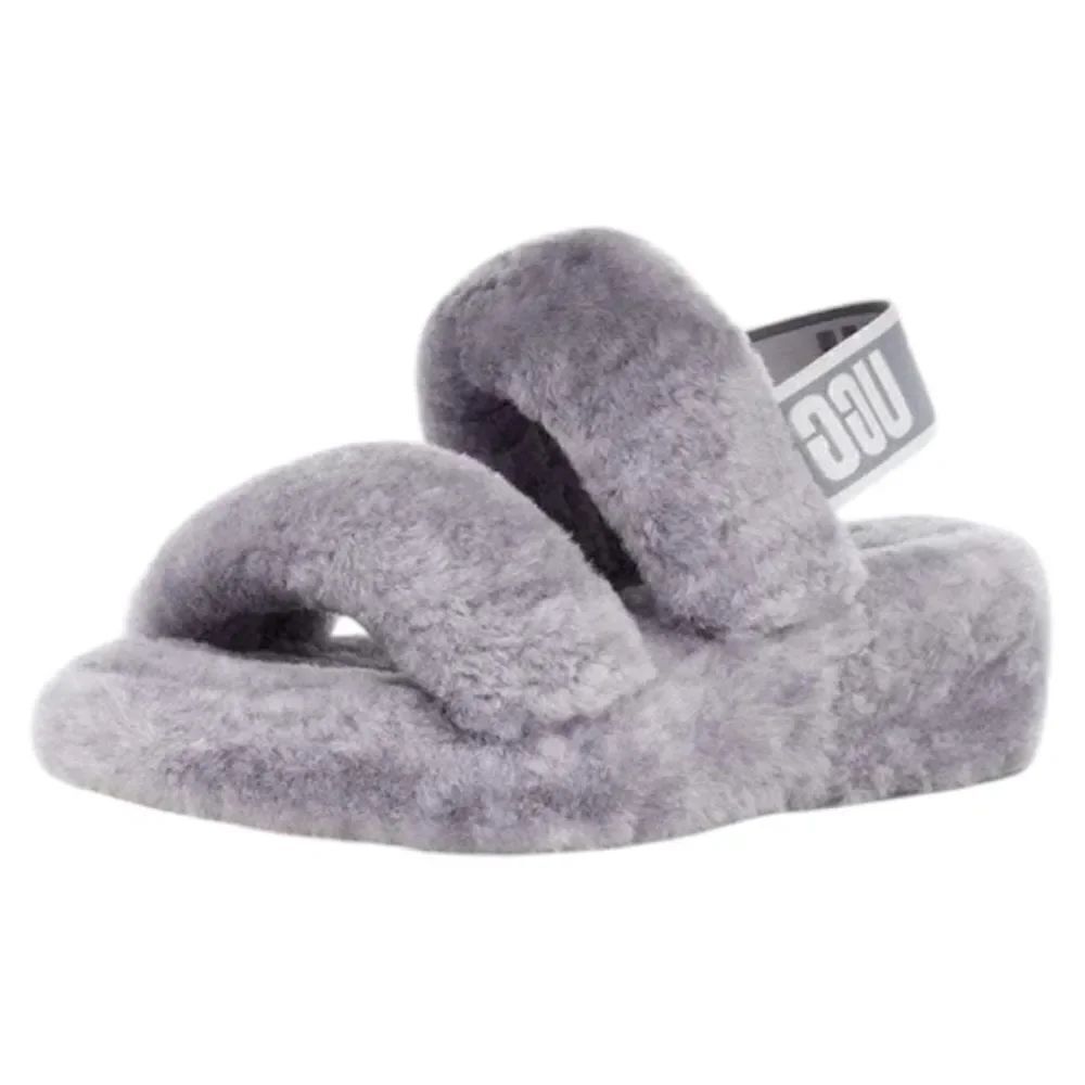 UGG Brand New Fluff Yeah Slide
Sandals Size 5 - Gray